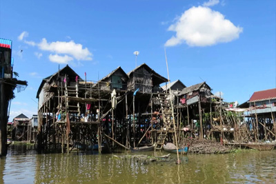 Half Day Private Tour to Kampong Khleang Floating Village